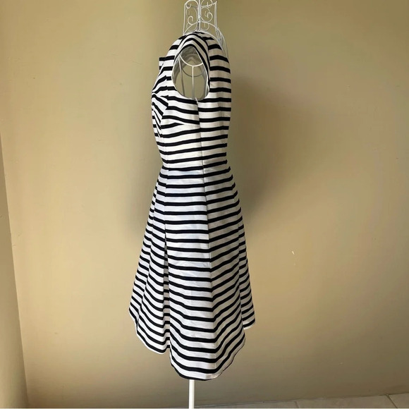 Sbicca Wagon Women Round Toe Suede Ankle Boot size 8 - Picture 9 of 10